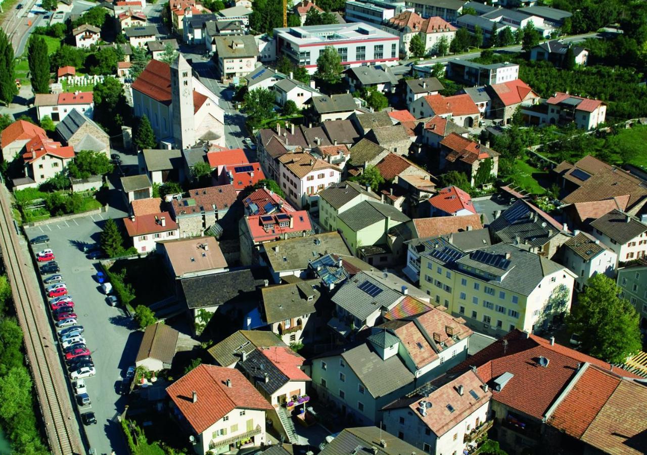 Gasthof Zur Sonne Лаза Экстерьер фото
